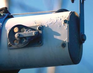 Mast paint can failover time, creating the
potential for corrosion.