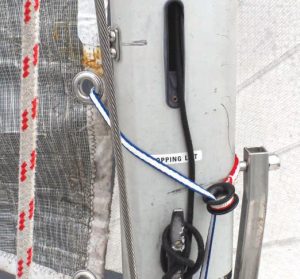 the dog bone pulls the tack backclose to the mast, where it belongs.
Even with the shortest shackle, the tack
anchor point is about one inch farther aft
than it should be.