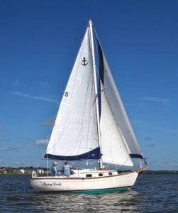 With the round transom, spoon bow,bowsprit, and cutter rig, the Southern
Cross 28 looks ready for serious voyaging.