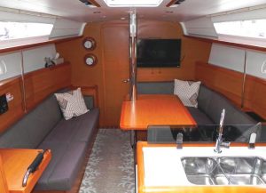 Beneteau, which owns the Jeanneaubrand, is a master at streamlined,
efficient production, with CNC-cut
veneered wood panels and composite
modules usually well hidden by clever
engineering.