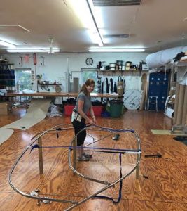 Test fitting this bimini frame for acanoe-stern Pacific Seacraft allows
Breena’s staff to check that all of
their measurements and calculations
were correct before bringing it out to
the boat