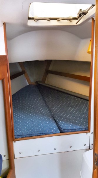 boat v-berth