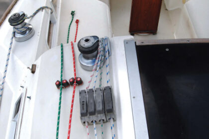 Joe sails singlehanded much of the time, and with his new mainsheet traveler control lines he can easily make adjustments to mainsail trim without leaving the wheel.