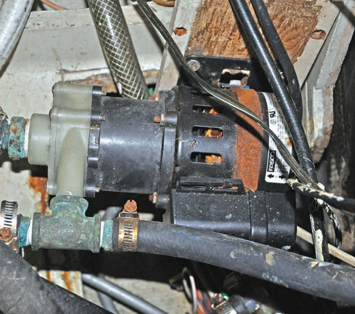 The 120-volt seawater circulation pump delivers water to both air conditioners.