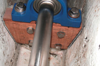 With the extra support of a pillow block, Eurisko’s propeller shaft no longer vibrates.