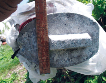 The tenon that sat in the mast step was also white with oxide.