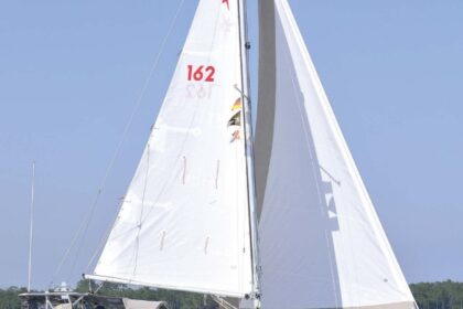 Rob and Gabi Hoffman base their Westerly Pageant 23, Ladyship, on Kentucky Lake and trailer her to other cruising grounds. The, er, unusual paint job was professionally done for an Interlux paint promotion.