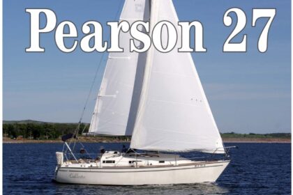 The pleasing conservative lines and proportions of Dave and Aileen Gruendel’s Pearson 27, Callisto, belie her age of 20-something.