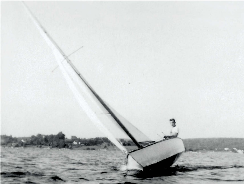 Brian learned to sail properly on a Comet on Lake Candlewood in Connecticut.