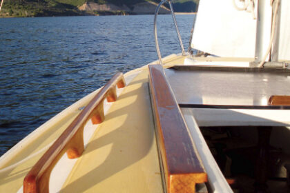 Nick and Sue now enjoy sailing the once high-and-dry Balboa 20 on a mountain lake.