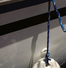 On a boat that has perforated toerails, Ferman’s idea of hanging the fenders from them with carabiners is a smart and quick solution.