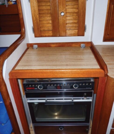 Carl’s Origo stove fit nicely into the space formerly occupied by a fixed stovetop and an air conditioner.