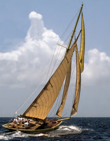 Kate, at left, is an International 12-Meter built in 2006 to a 1906 design. Although she doesn’t have the retractable topmast and bowsprit of the Bristol Channel pilot cutters from the same period, her rig is very similar in other respects.