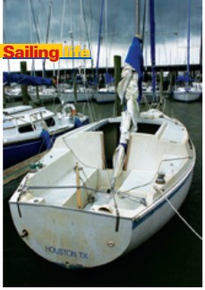 The day of the auction was a dark one for this 1972 Cal 27. It attracted no bids and was later broken up.