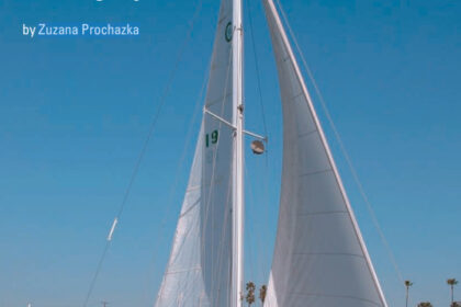With a nice paint job, newer sails, and some TLC, Catspaw hardly looks 43 years old.