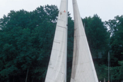 Designed by Sparkman & Stephens and built mostly during the 1970s in Canada, the Hughes-Columbia 31 was influenced by the International Offshore Rule (IOR). Pictured above is Whisper, owned by Walt Pilny of Mentor, Ohio.