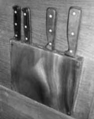 The finished knife block.