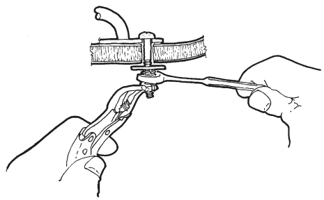 Clamp the thread with the grabber tool and tighten the nut.