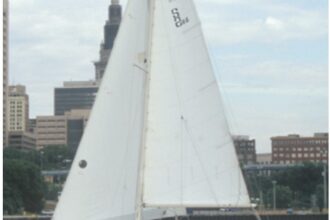 Moondance, owned by Joe Locala of Bratenahl, Ohio, was designed in 1984 by Arthur Edmonds. The S2 8.6 still looks fairly contemporary, though the reverse transom is reminiscent of a previous era.