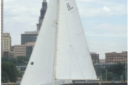 Moondance, owned by Joe Locala of Bratenahl, Ohio, was designed in 1984 by Arthur Edmonds. The S2 8.6 still looks fairly contemporary, though the reverse transom is reminiscent of a previous era.