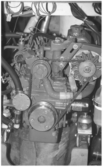 This is a good engine layout with excellent access to the raw-water pump as well as to the belt and filters.