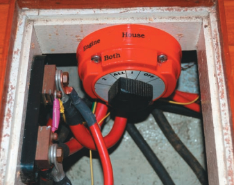 Most of our system’s heavy-duty connections fit within this 8-inch by 8-inch square. The distribution posts were recycled from an old ammeter shunt.