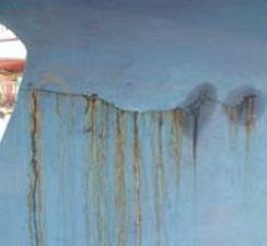 The boat being surveyed has a leaking keel-to-keel-sump joint. This and other maintenance or repair issues will appear in the surveyor’s written report.