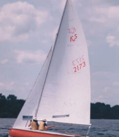 Jerry Powlas and wife, Karen Larson, in an earlier “career” as racing sailors.
