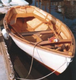 Gandy in Monterey Bay, California, in 1979. Note the thwart knees.