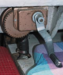 A brake winch raises the cast-iron swing keel to achieve the boat’s exceptional 10-inch draft.