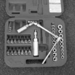 Marine writer Bill Brockway received a Link toolkit for review. The locking mechanism is nice, he concluded, but don’t drop the case full of loose parts!