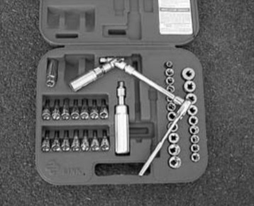 Marine writer Bill Brockway received a Link toolkit for review. The locking mechanism is nice, he concluded, but don’t drop the case full of loose parts!