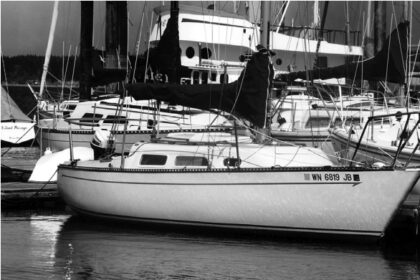 The Ranger 23 that won Frank’s heart, after he crawled in and around only 300 other sailboats.