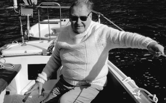 For nearly 30 years, John’s hobby has been keeping his sailboat up-to-date. Pocahontas has received many new gadgets and refits over the years, first in 1988 and again in 1998.