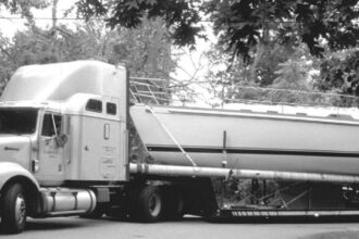 A new Sabre 4.5 arrives at her new home port in Annapolis, Md.