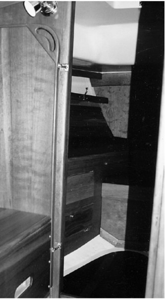 Table partition is shown.