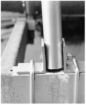 Detail of the hinge mount.