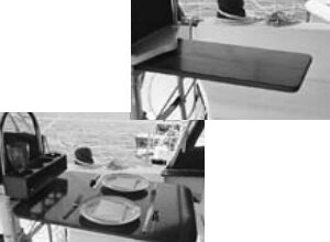 Pictures of a foldable cockpit table