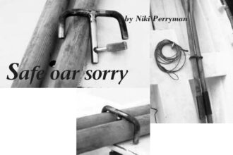 Picture of an oarlock in use