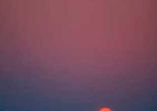 Picture of a sunset at sea